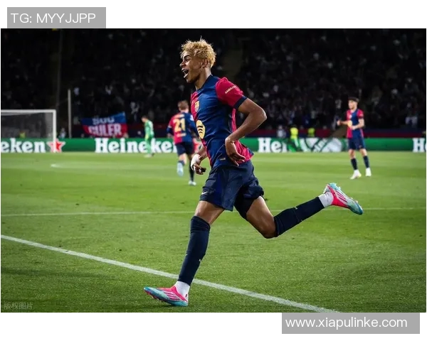 姆巴佩PK亚马尔新：法国球星壮举引爆巴黎夺冠战火，巴塞尔完胜荷兰门神